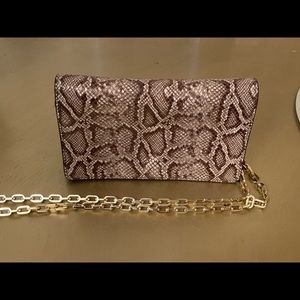 Henri Bendel purse